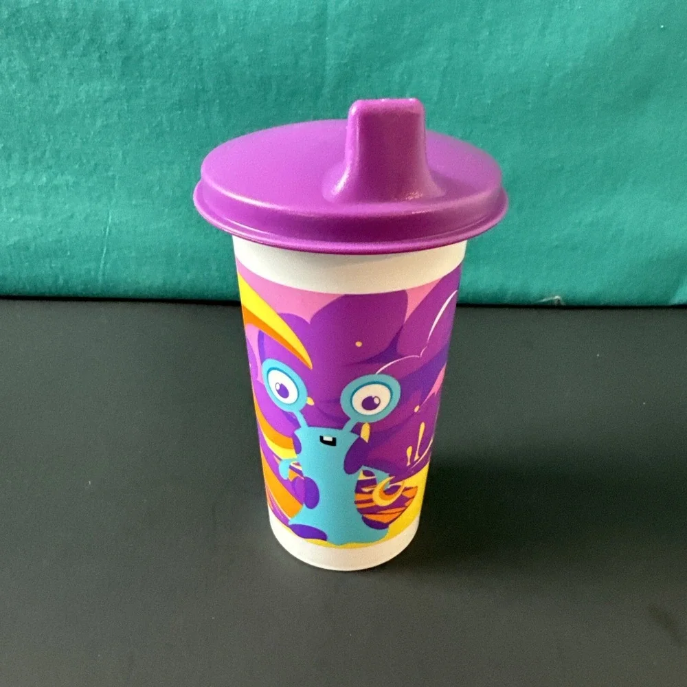 Tupperware Kids Tumbler Dome Sippy Seal Monsters 11oz /330ml Monster New